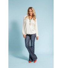 Calça Boot Cut | Cor: Jeans Azul